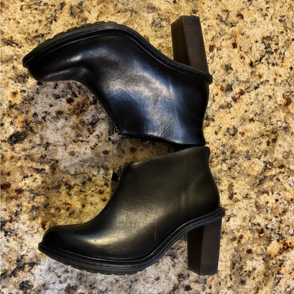 Dr Martens Jolene Botties Black leather Women’s Size 10. EUC - Picture 3 of 8